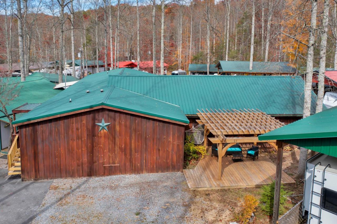 Arrow Creek Camp And Cabins Gatlinburg Exterior foto