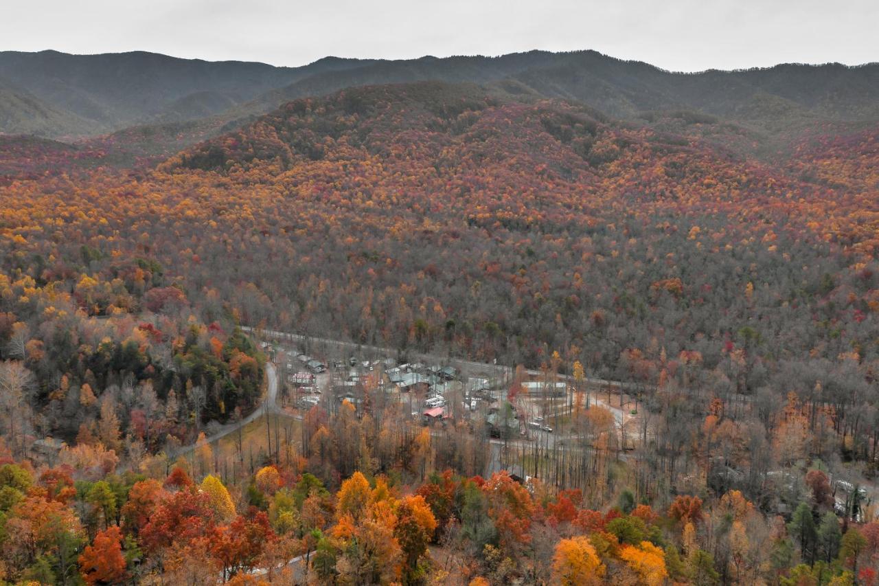 Arrow Creek Camp And Cabins Gatlinburg Exterior foto